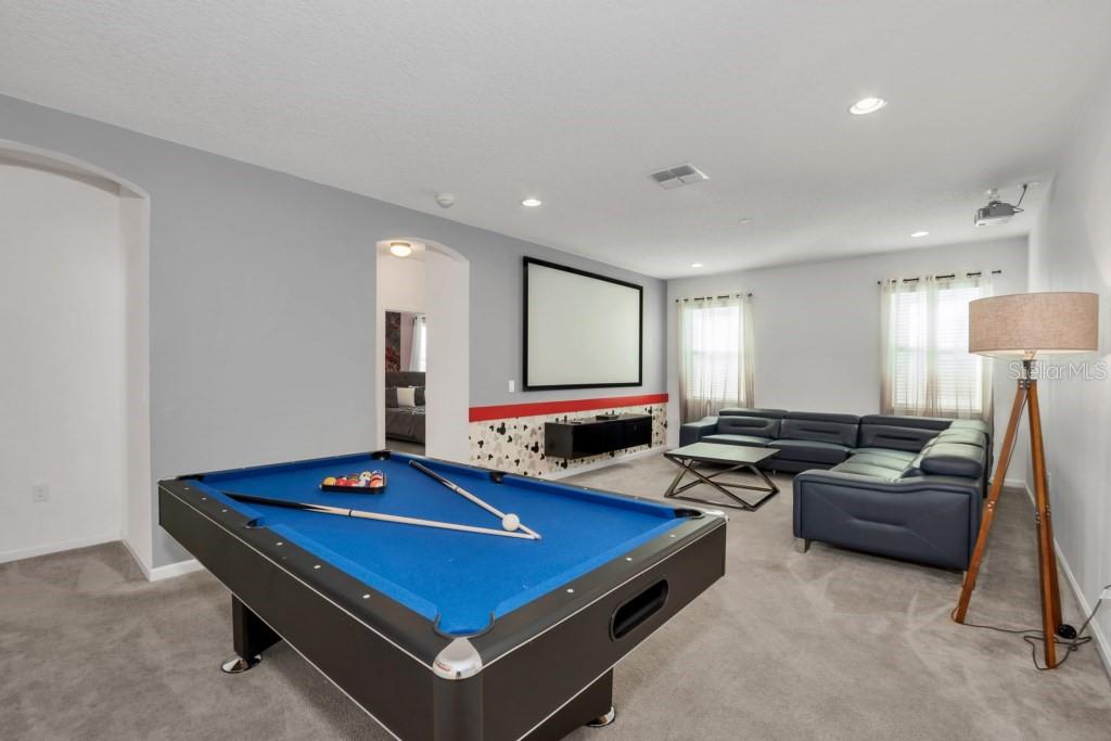 11 Sonoma Resort 11 Bed Home Pool Table